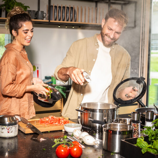 RÖSLE Silence Pro 13-Piece Cookware Set - Image 4